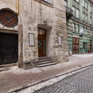  Апартаменты Friends House On Square Rynok